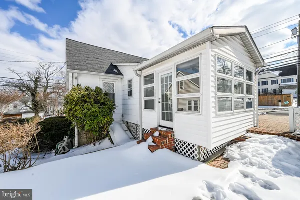 $389,000 | 7362 Montgomery Road, Elkridge, MD 21075