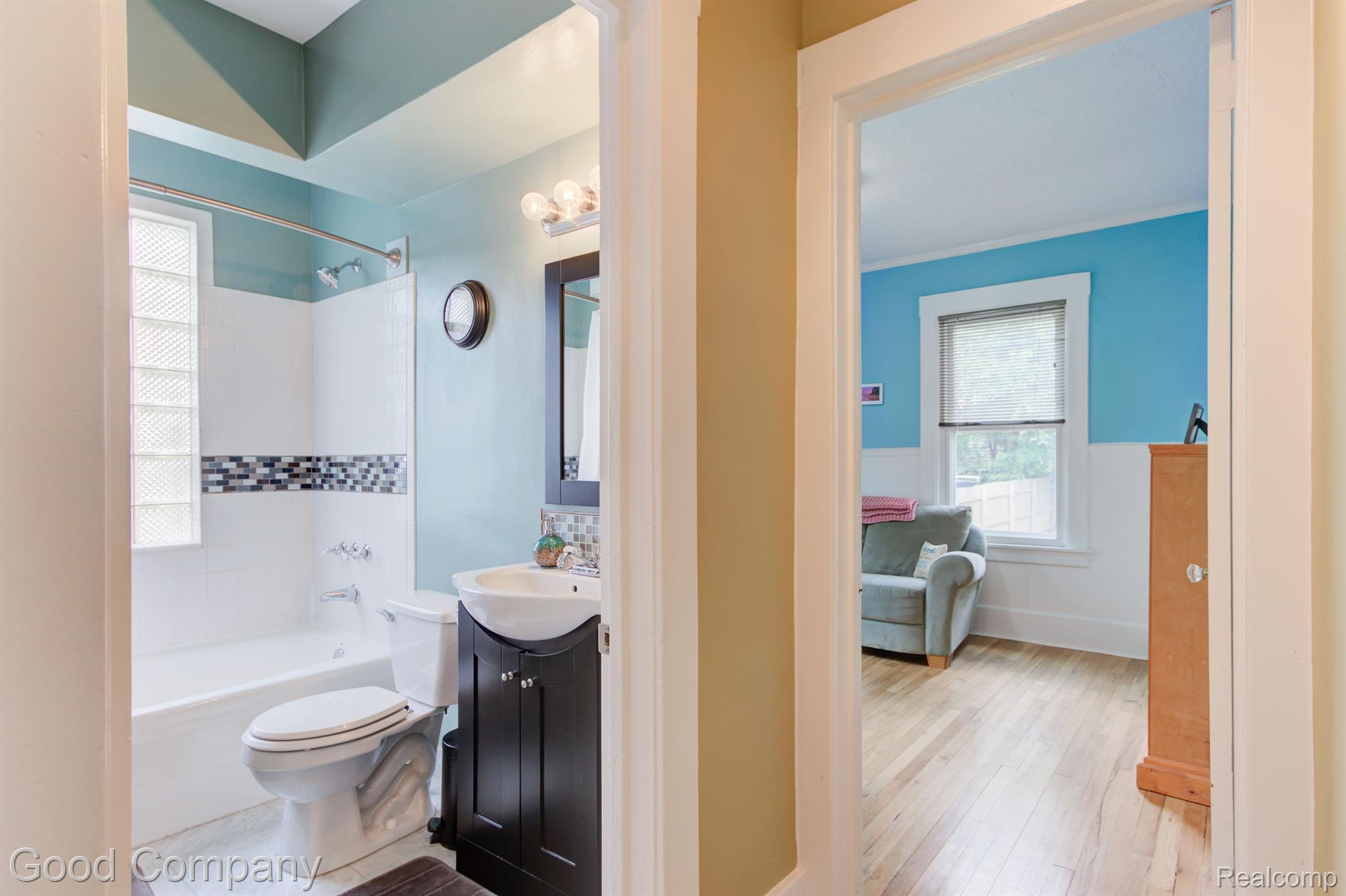 2164 Earlmont Road Berkley, MI 48072 - Photo 18 of 47 Gallery Image 18