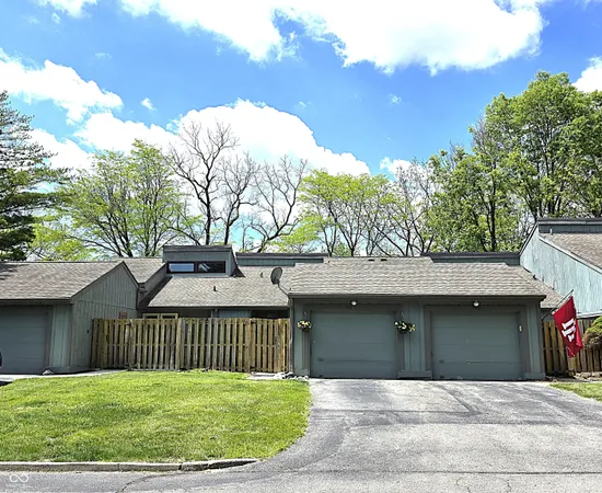$210,000 | 148 Sugarwood Lane, Avon, IN 46123