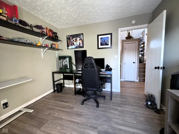 $214,900 | 148 Sugarwood Lane, Avon, IN 46123