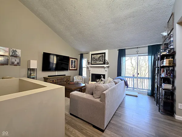 $214,900 | 148 Sugarwood Lane, Avon, IN 46123