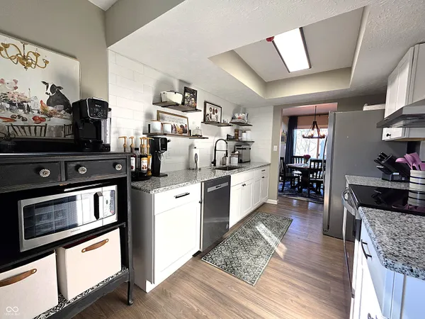 $214,900 | 148 Sugarwood Lane, Avon, IN 46123