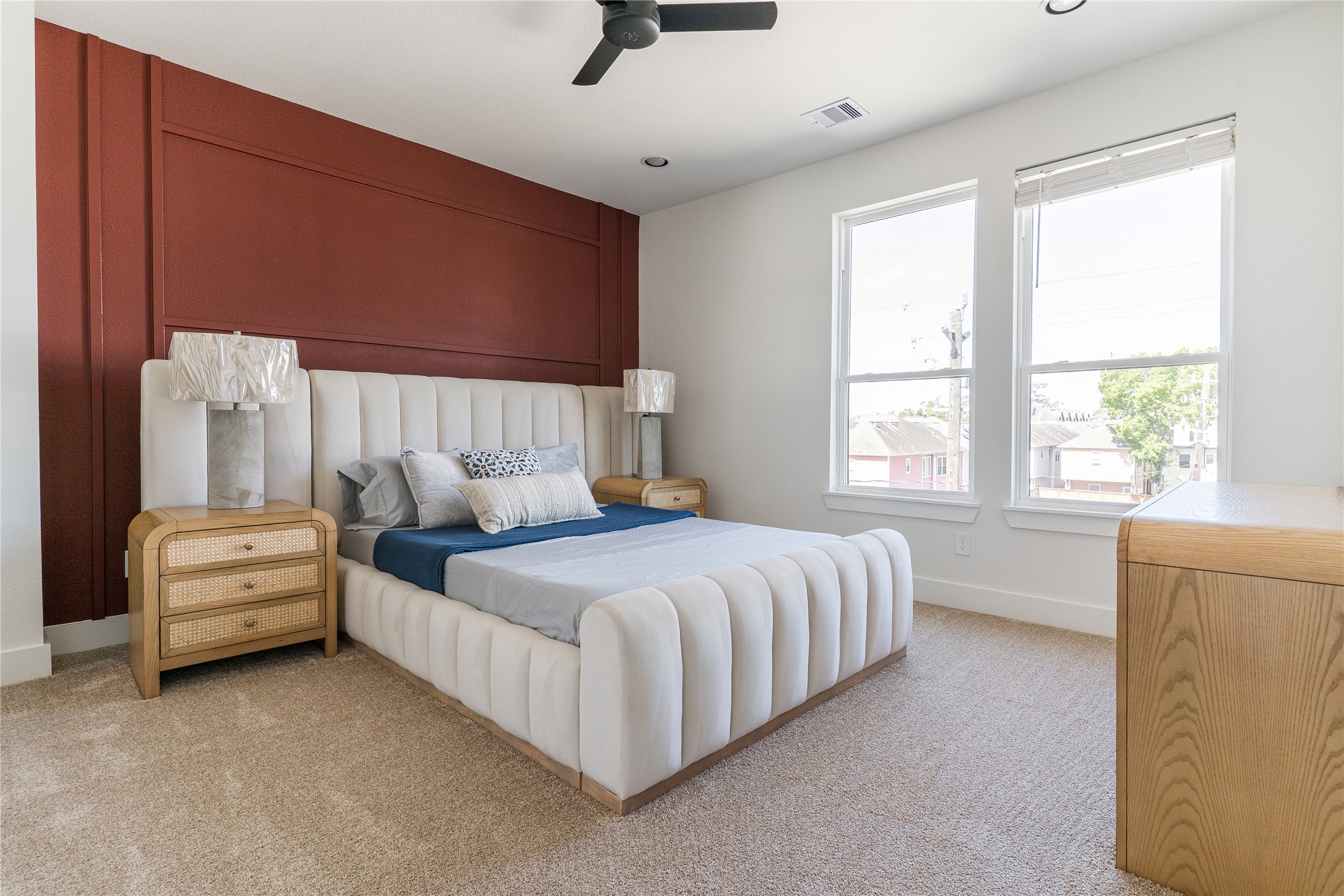 2426 Ella Boulevard Houston, TX 77008 - Photo 21 of 47