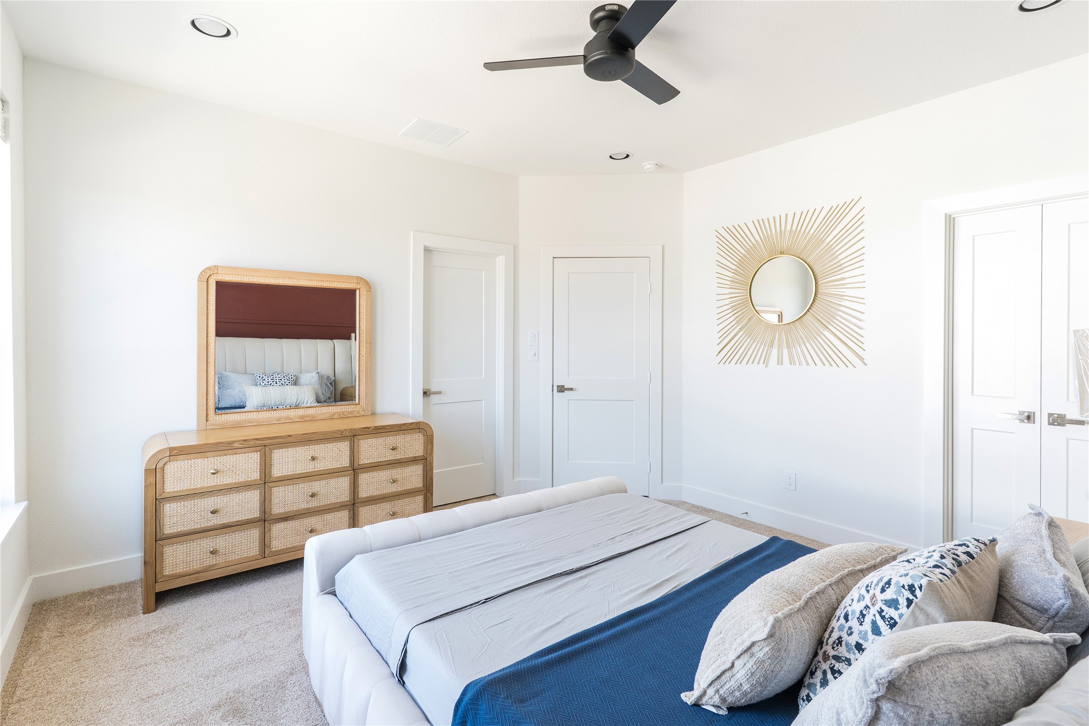 2426 Ella Boulevard Houston, TX 77008 - Photo 22 of 47