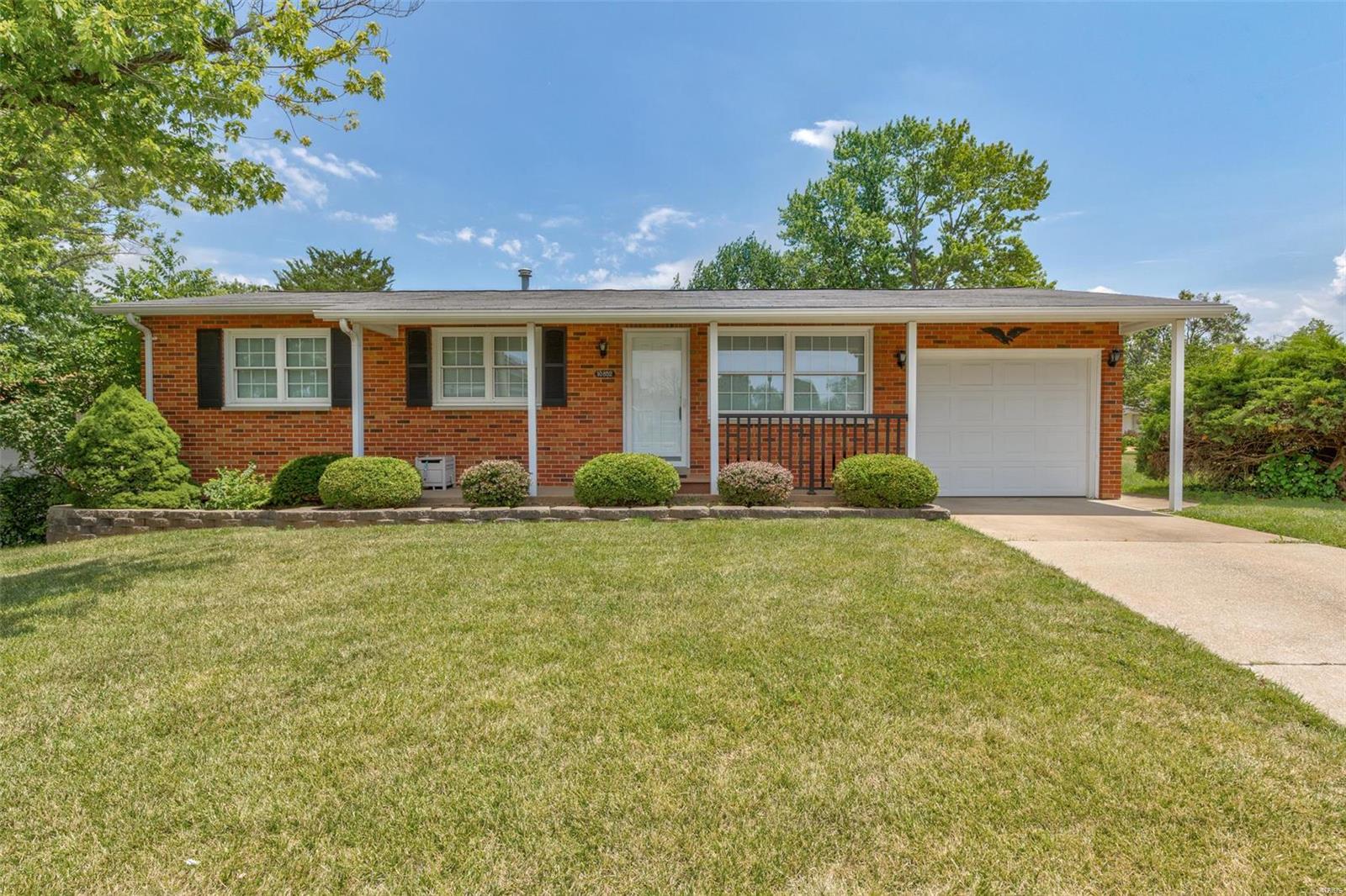 10852 Mueller Road St. Louis, MO 63123 - Photo 1 of 8 Gallery Image 1