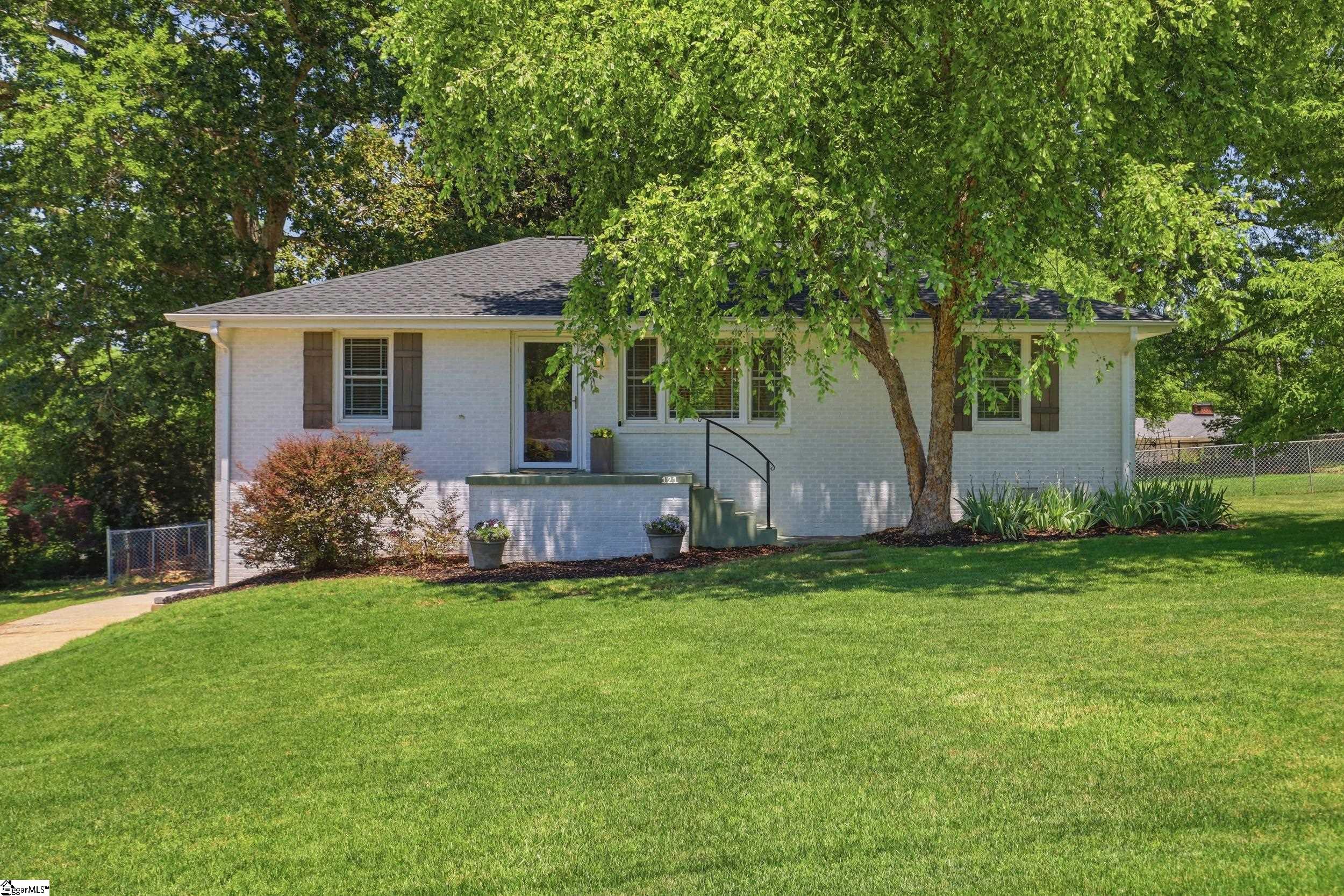 121 Endless Drive Greer, SC 29651 - Photo 1 of 47