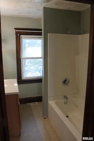 $124,900 | 410 East North Street, Cambridge, IL 61238