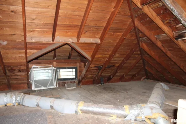 $124,900 | 410 East North Street, Cambridge, IL 61238