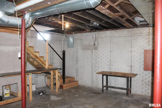 $124,900 | 410 East North Street, Cambridge, IL 61238