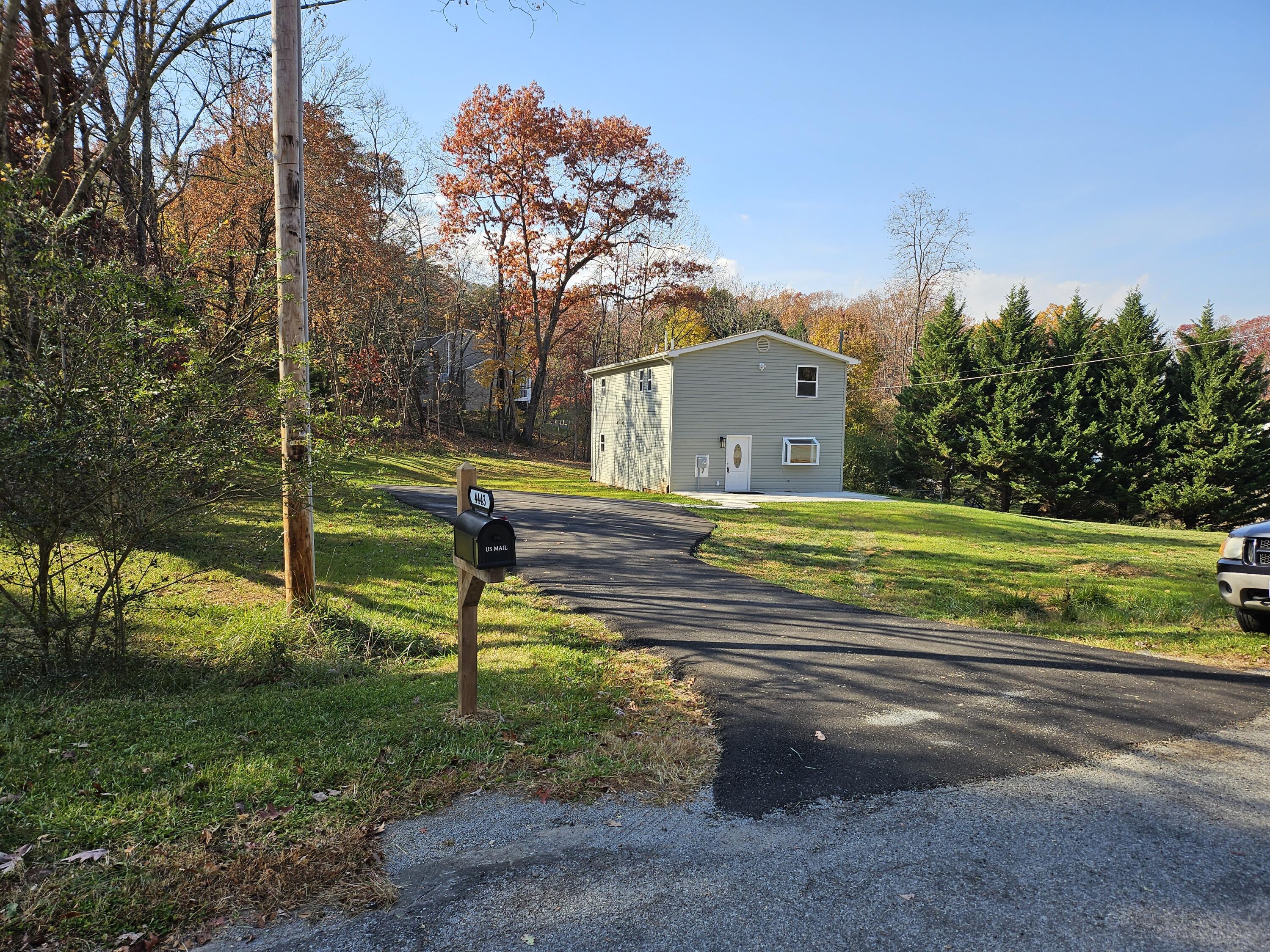 4443 Keefer Road Roanoke, VA 24018 - Photo 5 of 26 a view of a house with a big yard