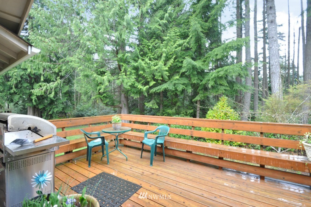 5725 Southeast Alpine Road Olalla, WA 98359 - Photo 11 of 15 Gallery Image 11
