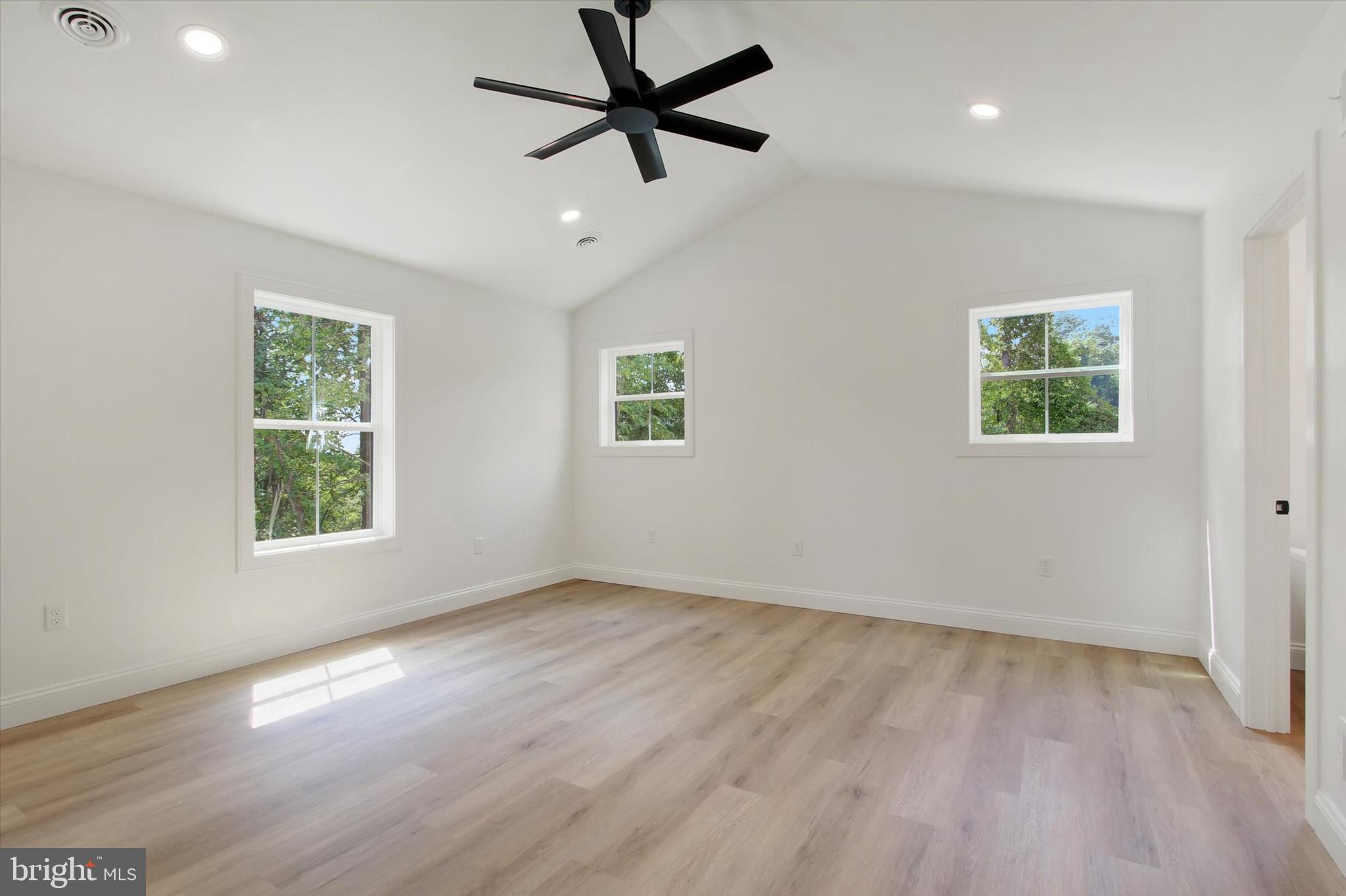 3 Possum Trail Fairfield, PA 17320 - Photo 26 of 41 Master Bedroom