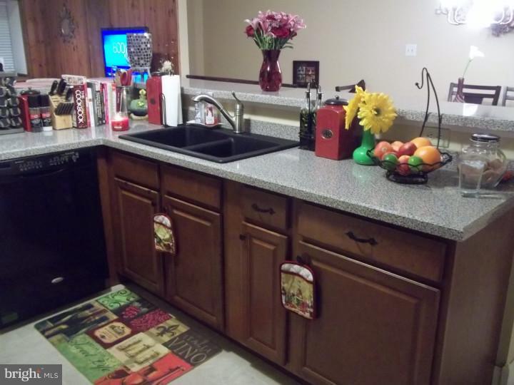 42 U Michael Road Hammonton, NJ 08037 - Photo 4 of 19 Gallery Image 4