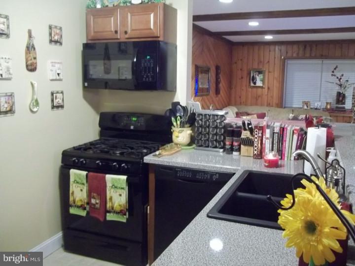 42 U Michael Road Hammonton, NJ 08037 - Photo 5 of 19 Gallery Image 5