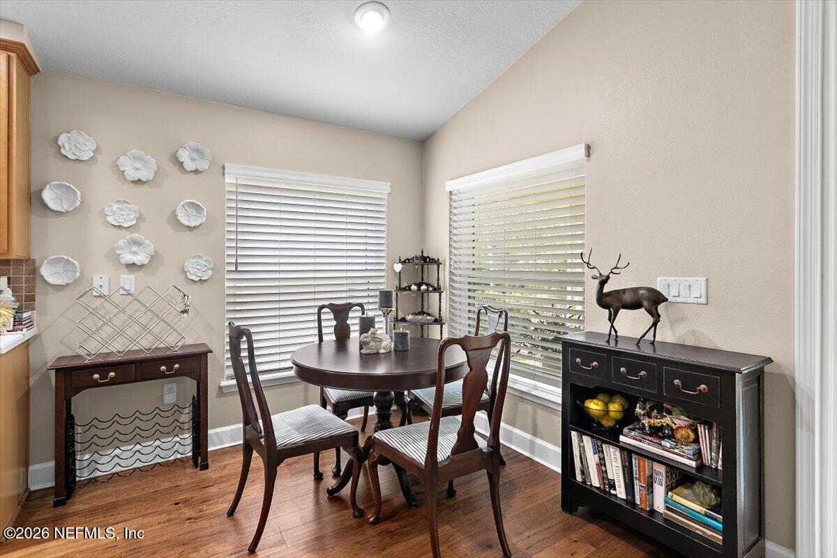 9092 Sweet Tree Trail Jacksonville, FL 32256 - Photo 11 of 31 11-Kitchen Dining