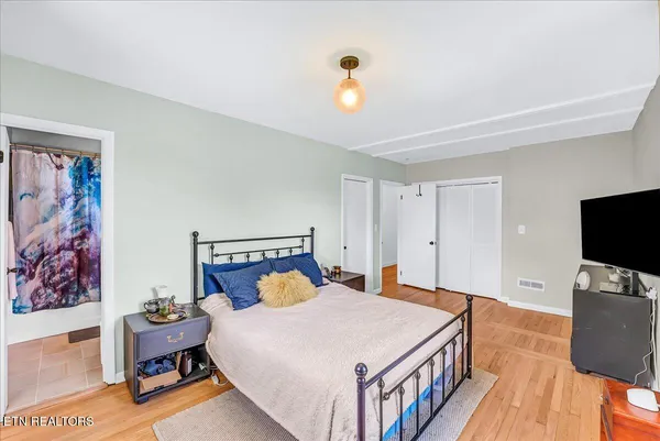 $462,000 | 187 Oxford Circle, Harrogate, TN 37752