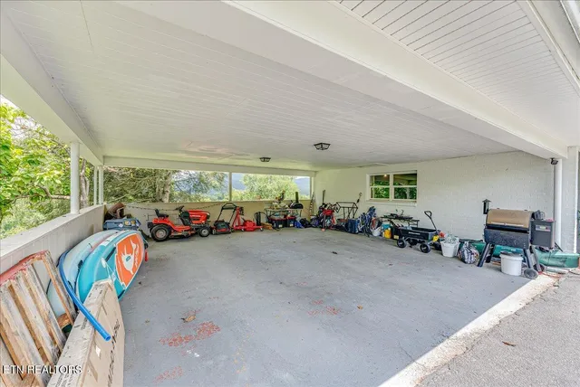 $462,000 | 187 Oxford Circle, Harrogate, TN 37752