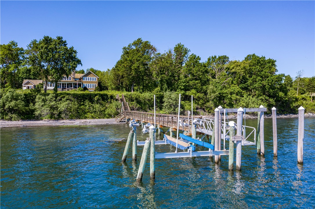 1088 East Shore Road Jamestown, RI 02835 - Photo 12 of 50
