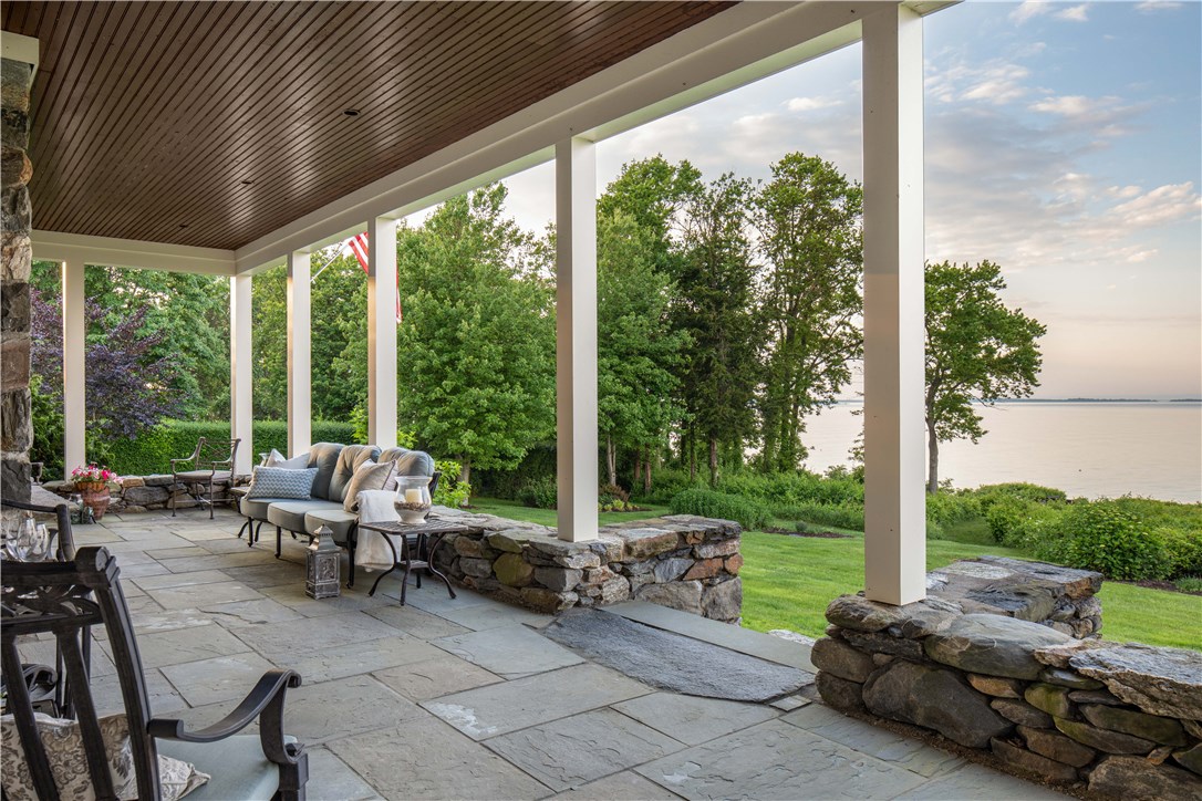 1088 East Shore Road Jamestown, RI 02835 - Photo 15 of 50