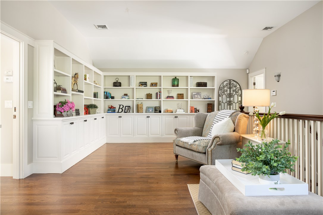 1088 East Shore Road Jamestown, RI 02835 - Photo 23 of 50