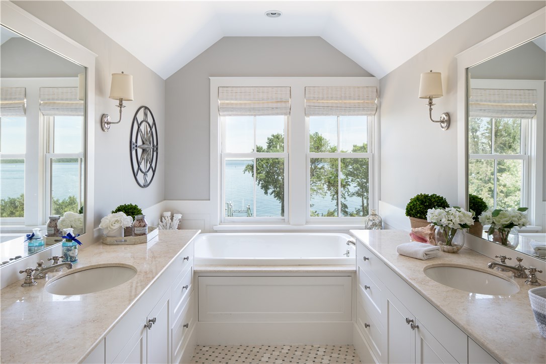 1088 East Shore Road Jamestown, RI 02835 - Photo 30 of 50