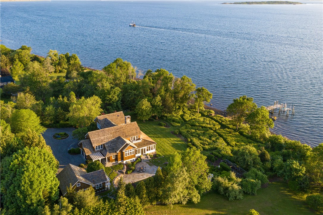 1088 East Shore Road Jamestown, RI 02835 - Photo 4 of 50