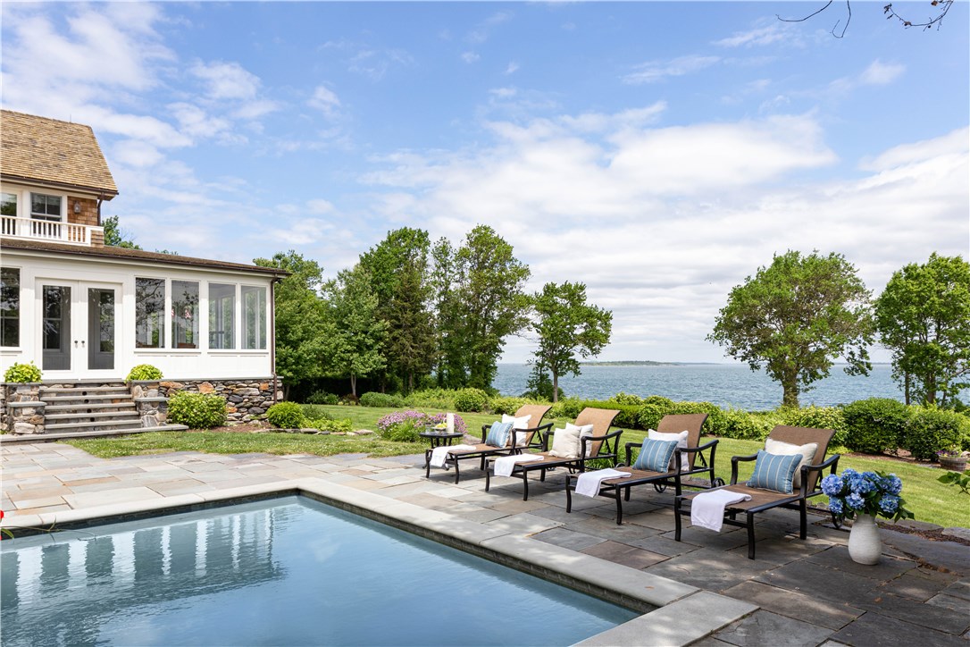 1088 East Shore Road Jamestown, RI 02835 - Photo 6 of 50