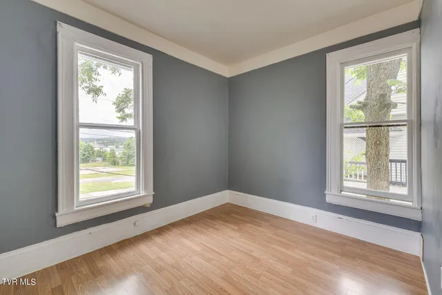 $324,900 | 948 Anderson Street, Bristol, TN 37620