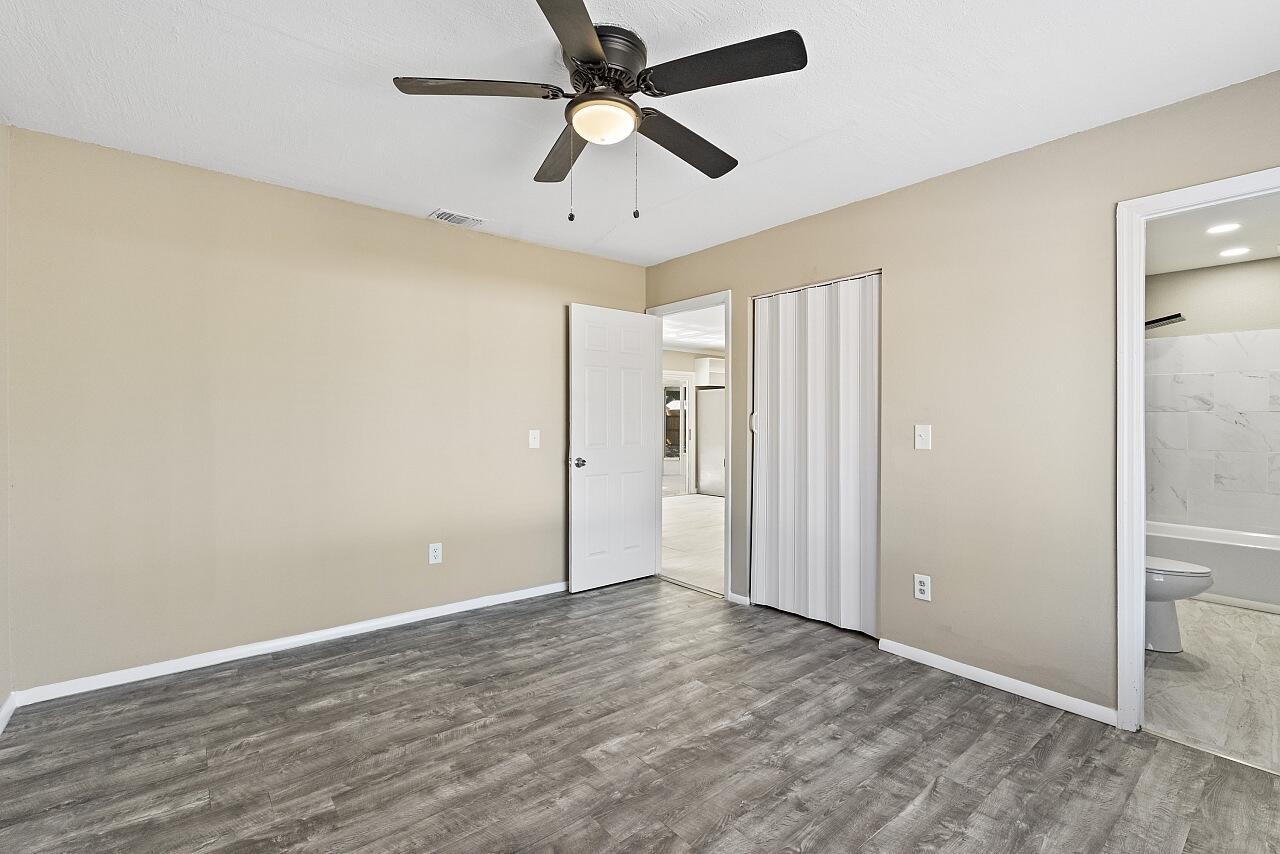 111 Alameda Avenue Sebastian, FL 32958 - Photo 17 of 33 wooden floor in an empty room
