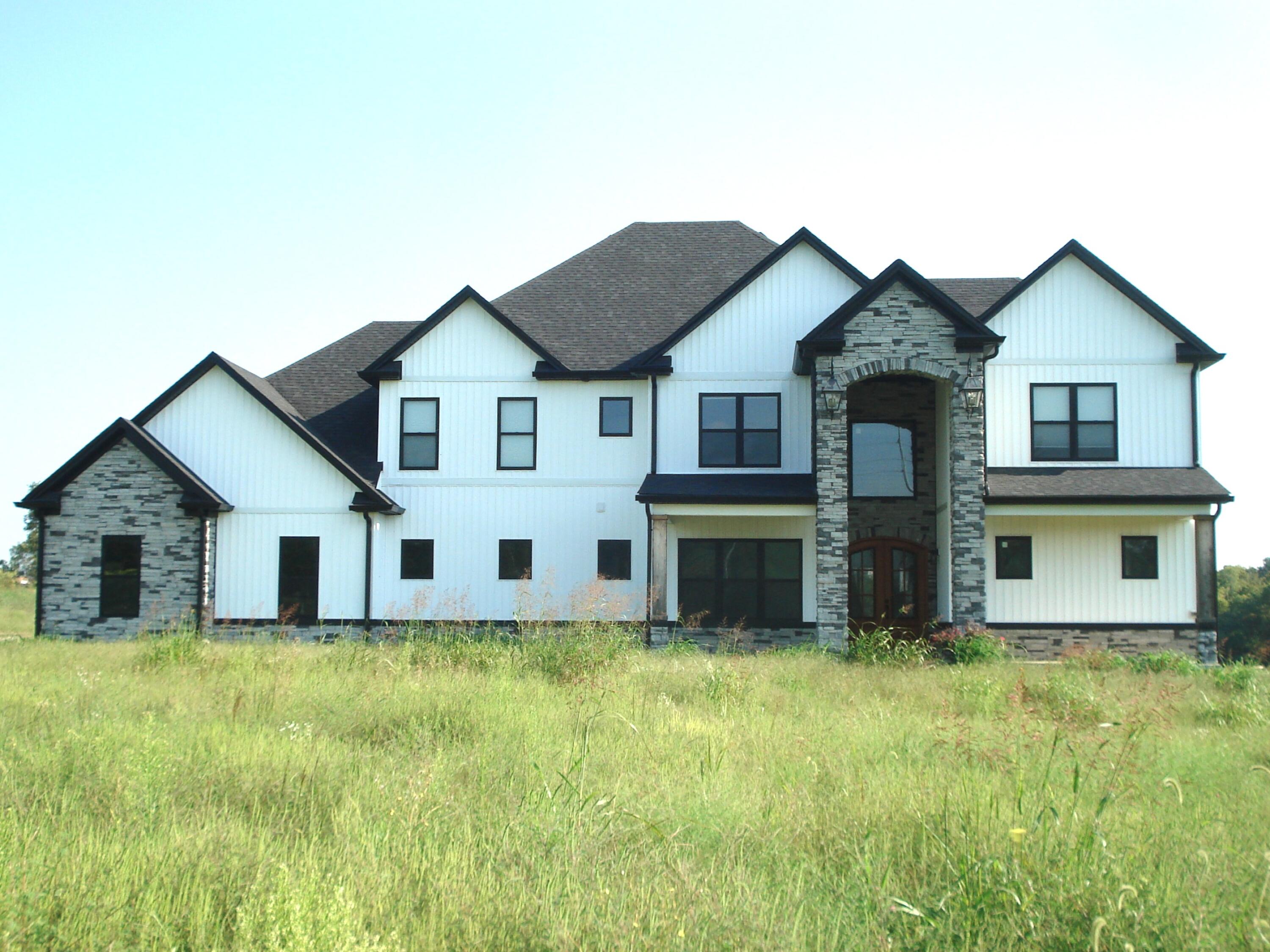 701 Peacock Road Paris, KY 40361 - Photo 1 of 28 DSC00010