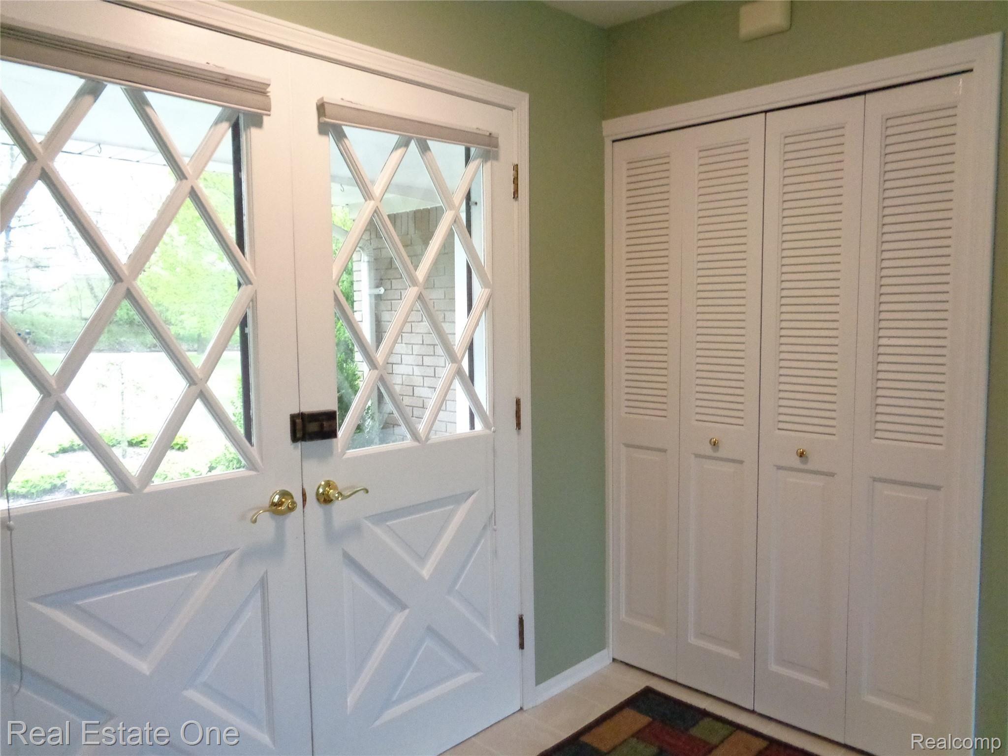2572 Lake George Road Oakland, MI 48363 - Photo 28 of 83 Grand double entrance foyer with coat closet.