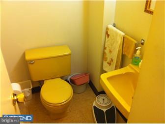 3995 Constance Road Philadelphia, PA 19114 - Photo 10 of 10 Bathroom