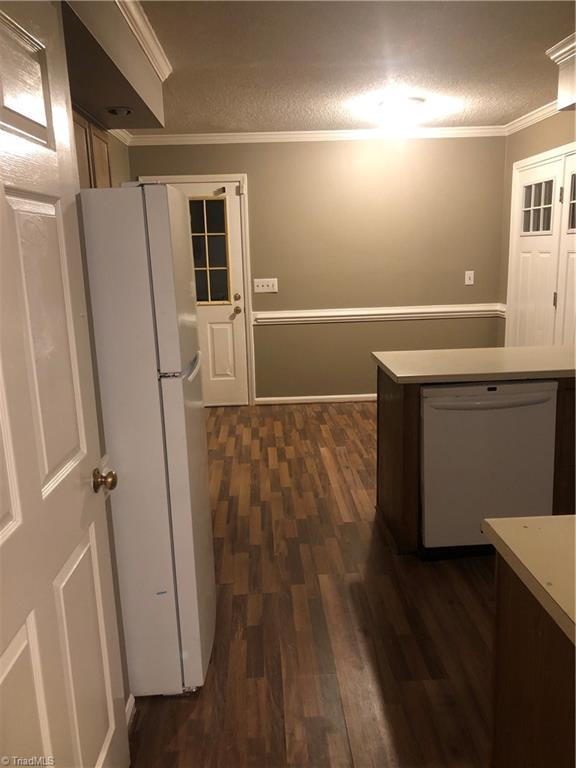3303 Spring Mill Road Greensboro, NC 27406 - Photo 8 of 24 Gallery Image 8