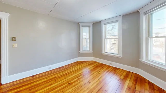 $2,100 | 23 Endicott Avenue, Unit 1F, Revere, MA 02151