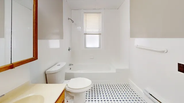 $2,100 | 23 Endicott Avenue, Unit 1F, Revere, MA 02151