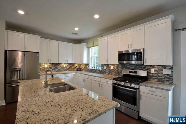 1802 Devon Lane Rockaway, NJ 07866 - Photo 7 of 28