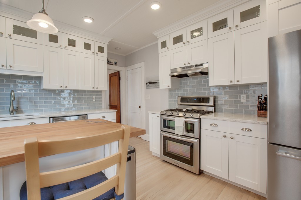 40 Commonwealth Road, Unit 1 Watertown, MA 02472 - Photo 17 of 26 Gallery Image 17