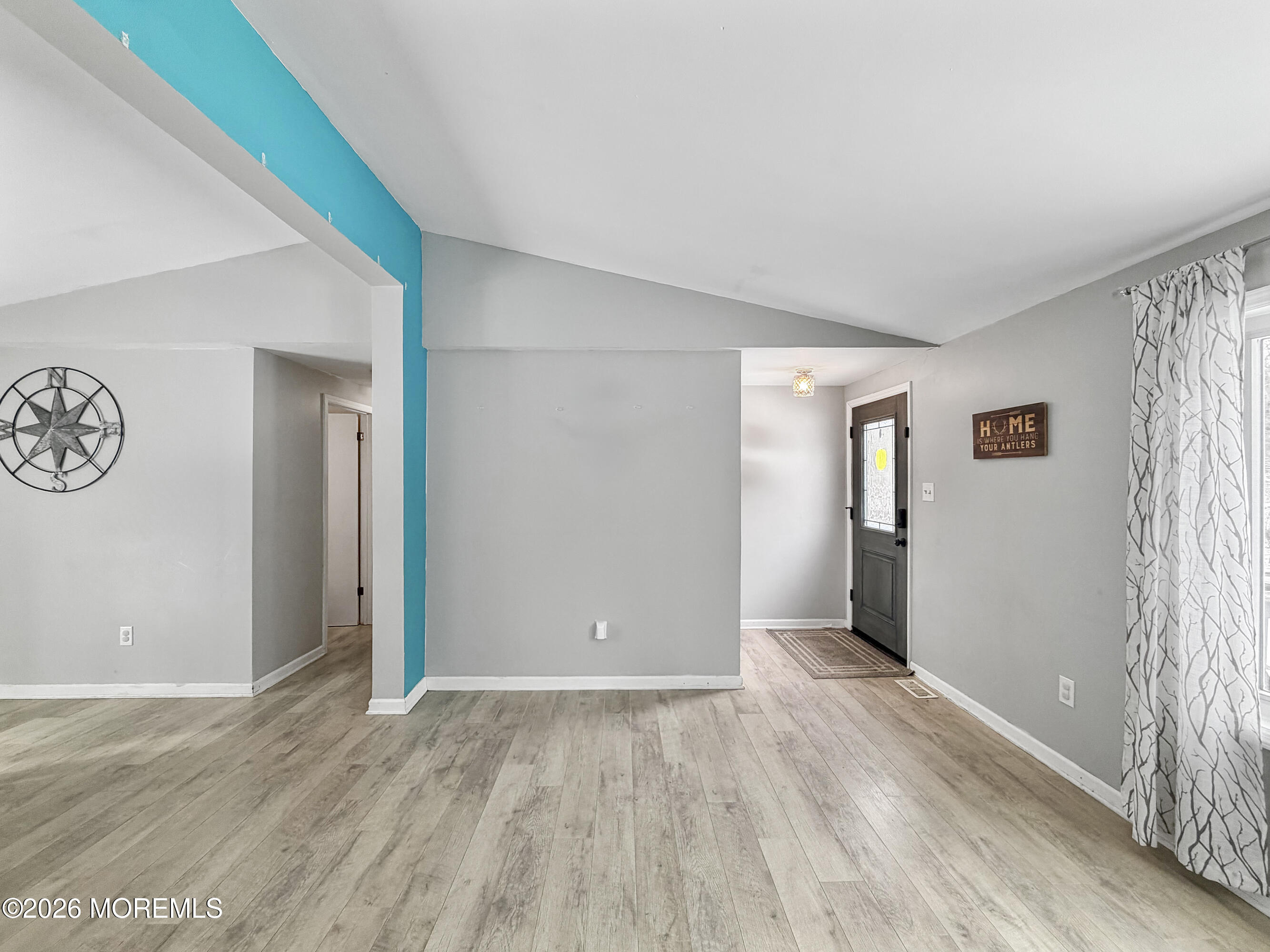 260 Perrineville Road Jackson, NJ 08527 - Photo 9 of 29 Extra Space for Office or Sitting Area