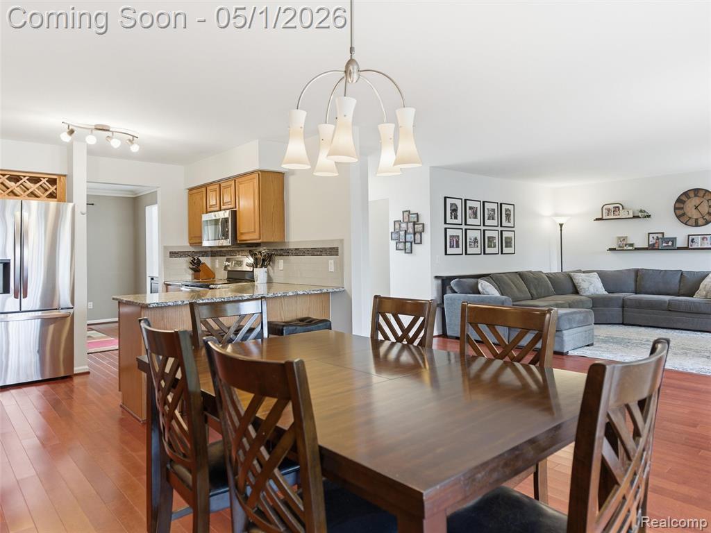 2550 Brilliance Rochester, MI 48309 - Photo 16 of 43