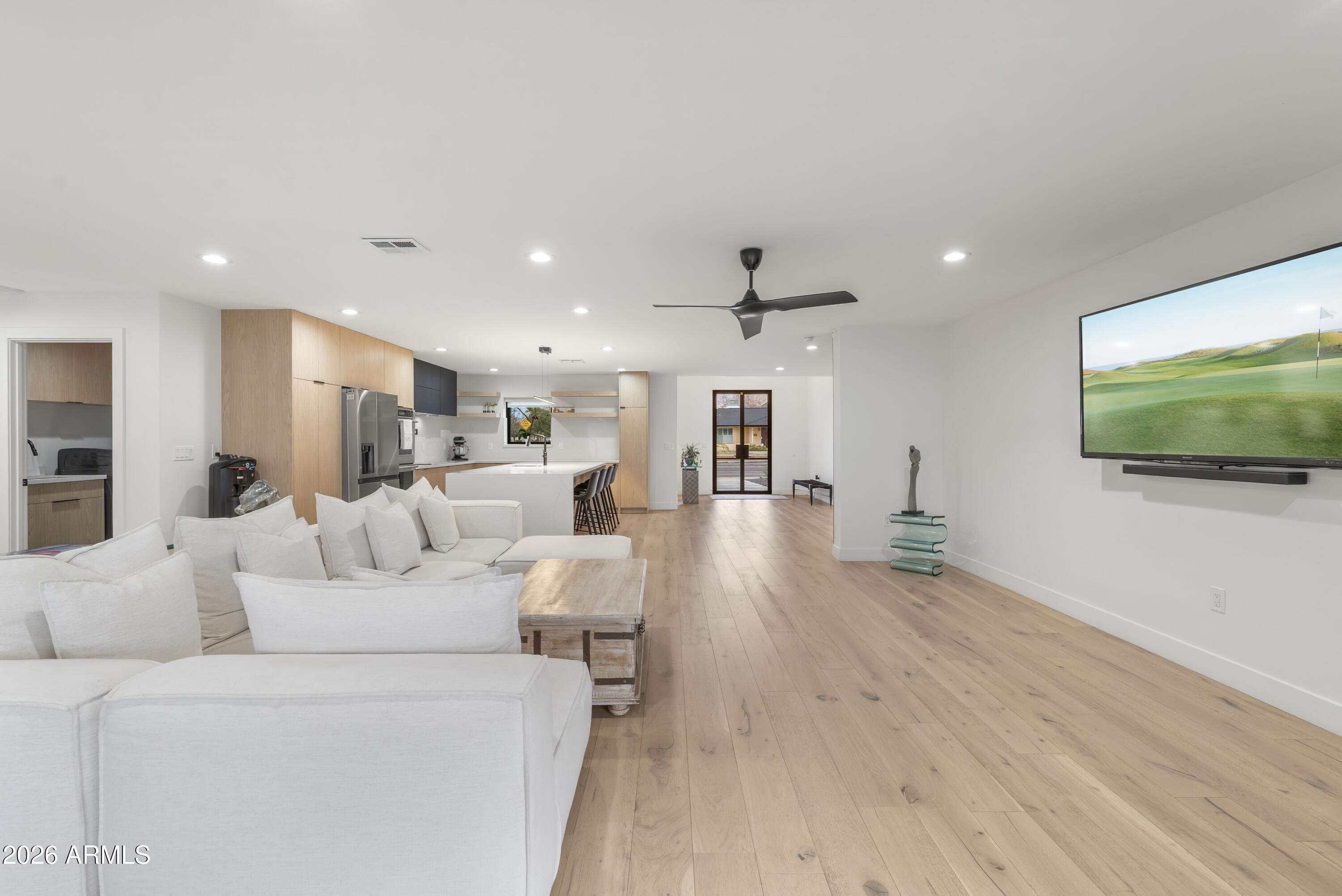 4639 East Osborn Road Phoenix, AZ 85018 - Photo 16 of 58 031_Living Room