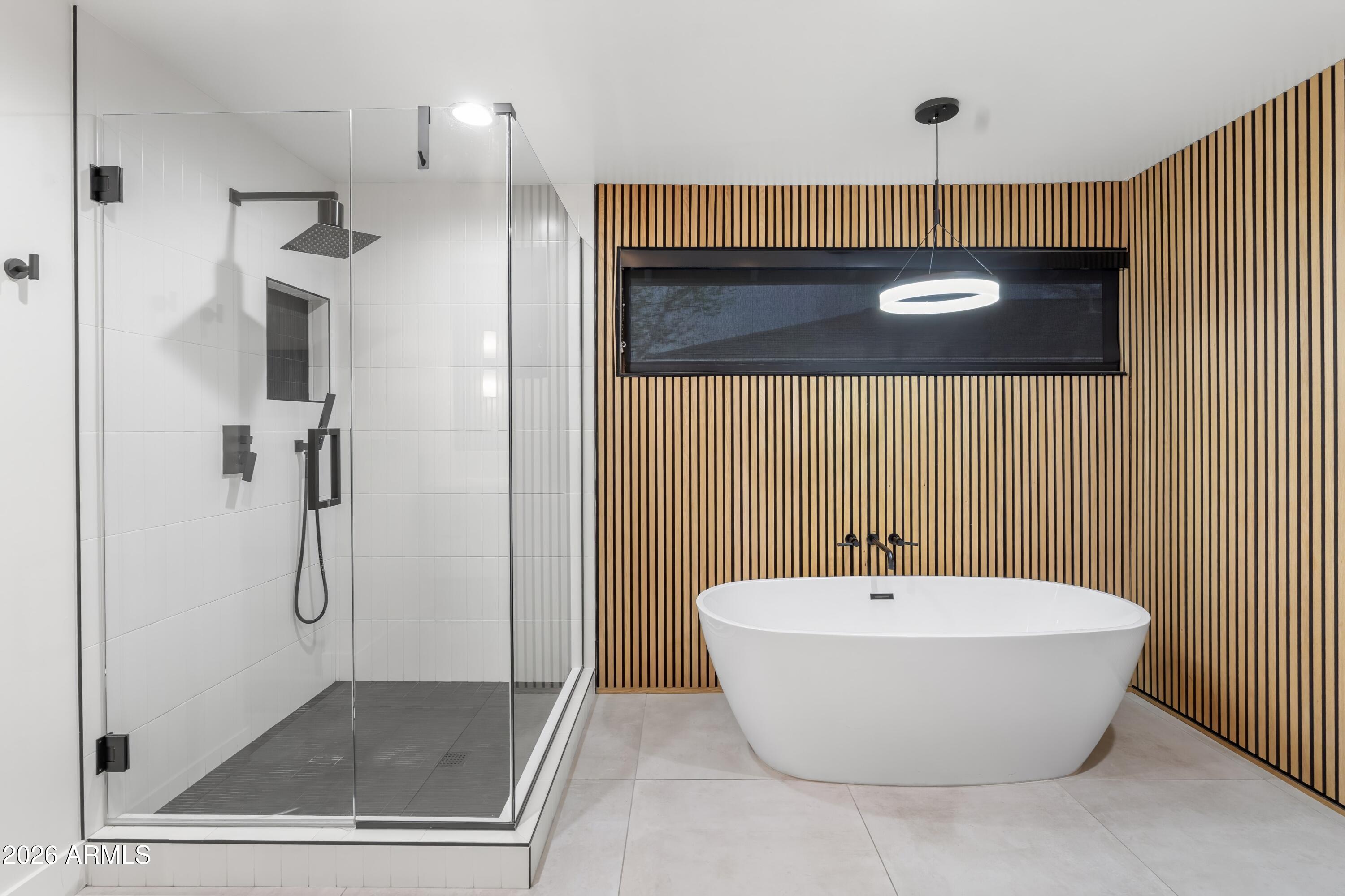 4639 East Osborn Road Phoenix, AZ 85018 - Photo 30 of 58 047_Primary Bathroom