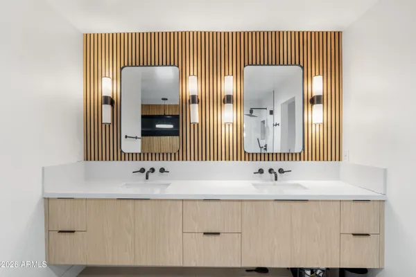 $2,000,000 | 4639 East Osborn Road, Phoenix, AZ 85018