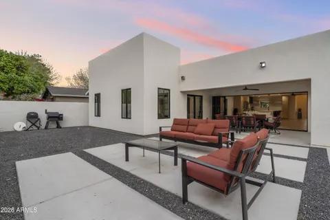 $2,000,000 | 4639 East Osborn Road, Phoenix, AZ 85018