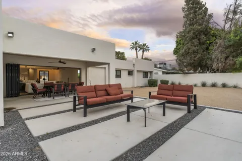 $2,000,000 | 4639 East Osborn Road, Phoenix, AZ 85018