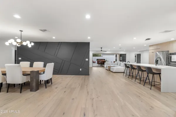 $2,000,000 | 4639 East Osborn Road, Phoenix, AZ 85018