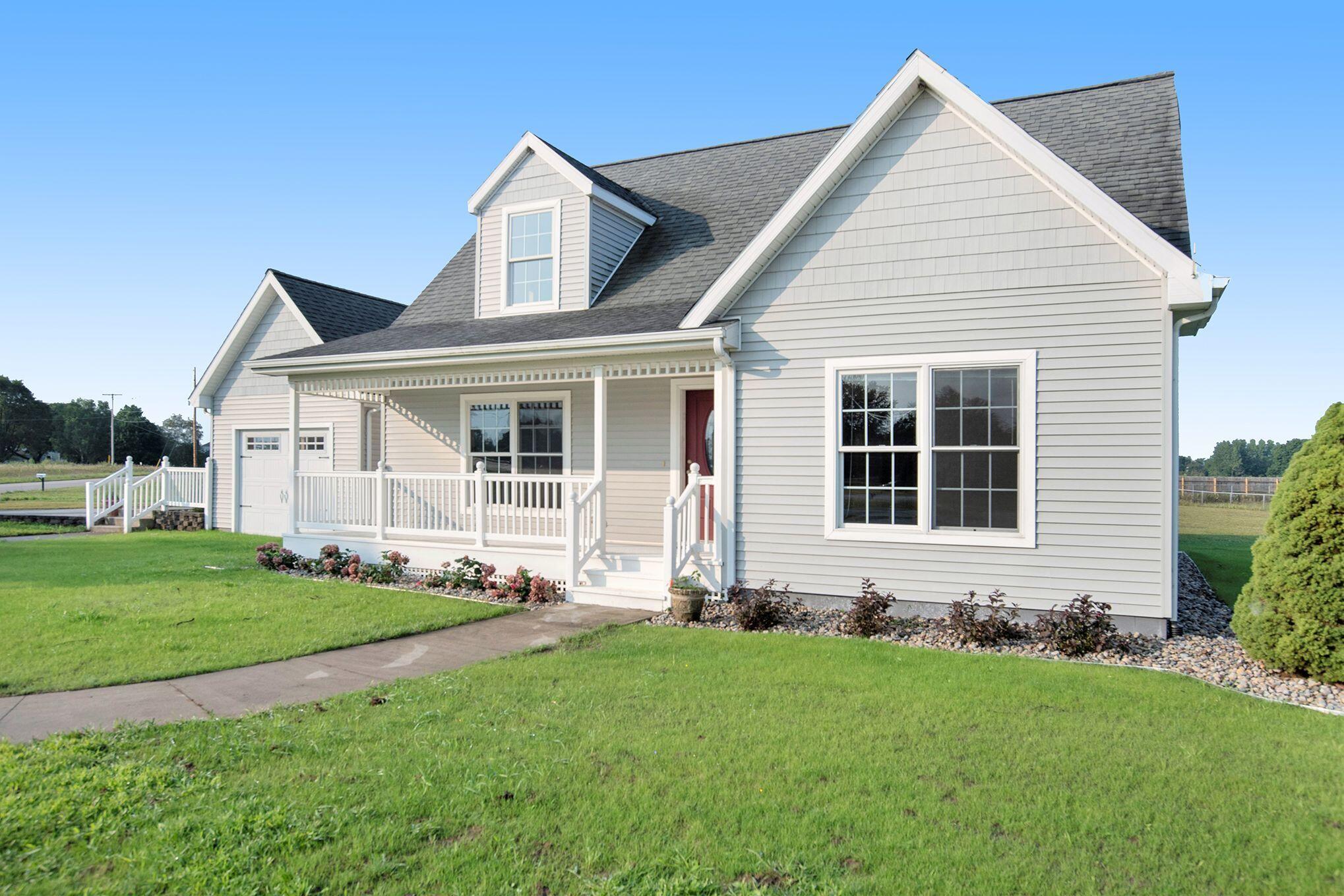 35 South Gordon Road Scottville, MI 49454 - Photo 1 of 25 Front Close up