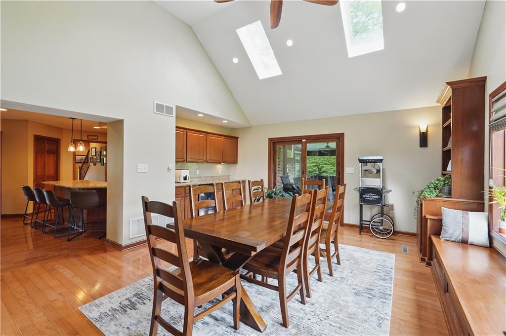 1751 Hassam Road Coraopolis, PA 15108 - Photo 21 of 50 Dining Area