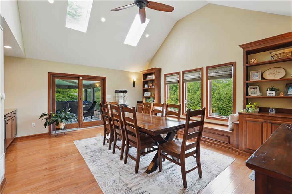 1751 Hassam Road Coraopolis, PA 15108 - Photo 22 of 50 Dining Area