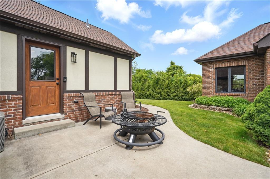 1751 Hassam Road Coraopolis, PA 15108 - Photo 47 of 50 Patio