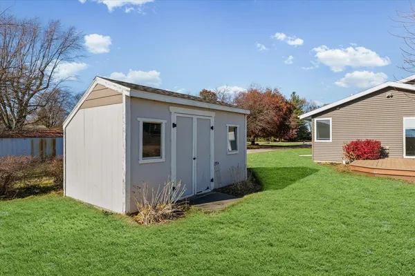 a view of a storage & utility room